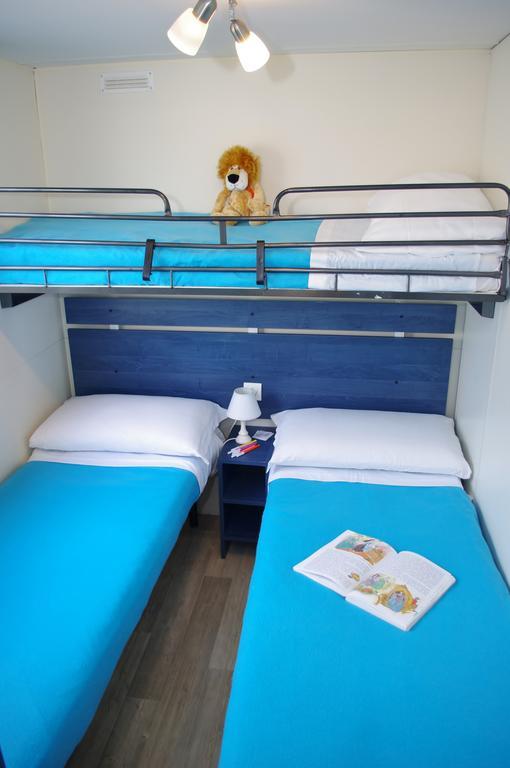 Happy Camp Mobile Homes In Centro Vacanze Bi Village 法扎纳 客房 照片